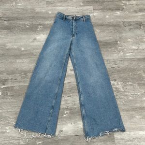 Zara Marine Straight Highwaist Jeans (Light Washed Color), EUR 32, USA 0